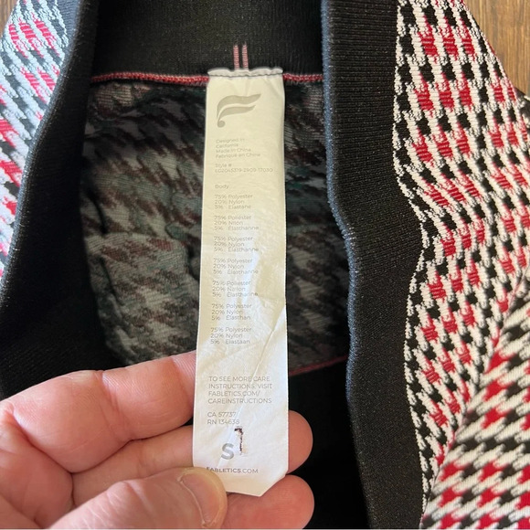 2PC Fabletics Camryn Houndstooth Seamless Bra and leggings SZ SM - Picture 5 of 5